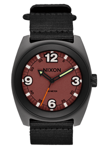 Clutch 42 - Matte Gunmetal / Hot Sauce View 1